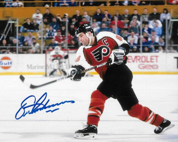Eric Lindros autographed 8x10 photo
